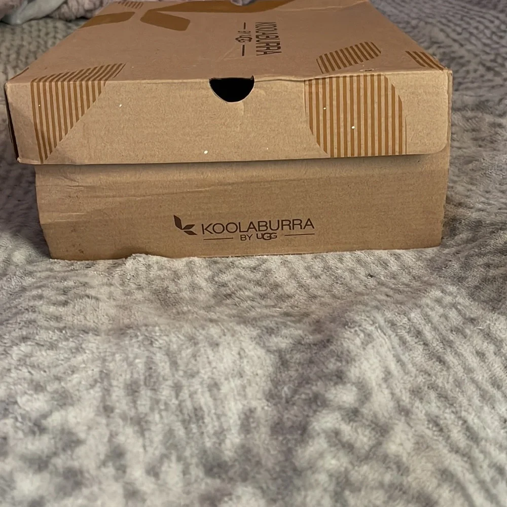 boots - Picture 2 of 15